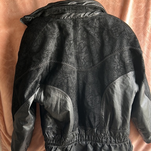 90s Leather Coat, with shoulder pads (Women L) - Picture 4 of 5